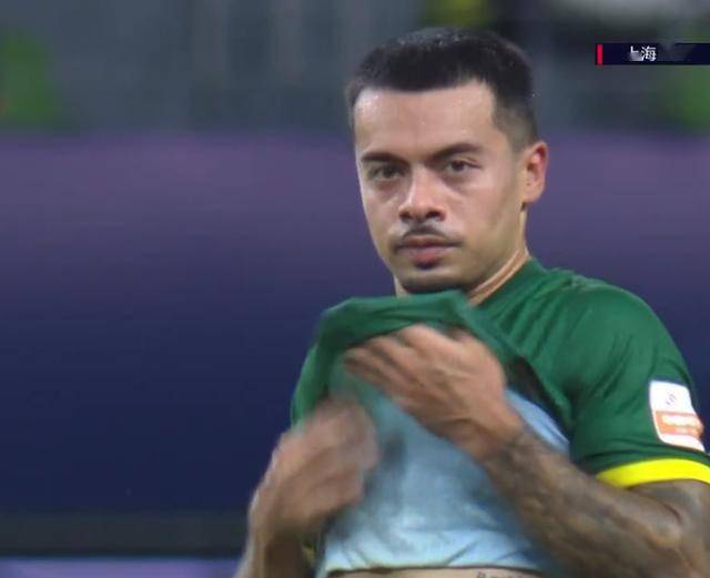  昂热主帅炮轰裁判遭禁赛处罚  